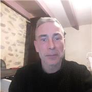 Professeur particulier donne cour de soutien aux collégiens